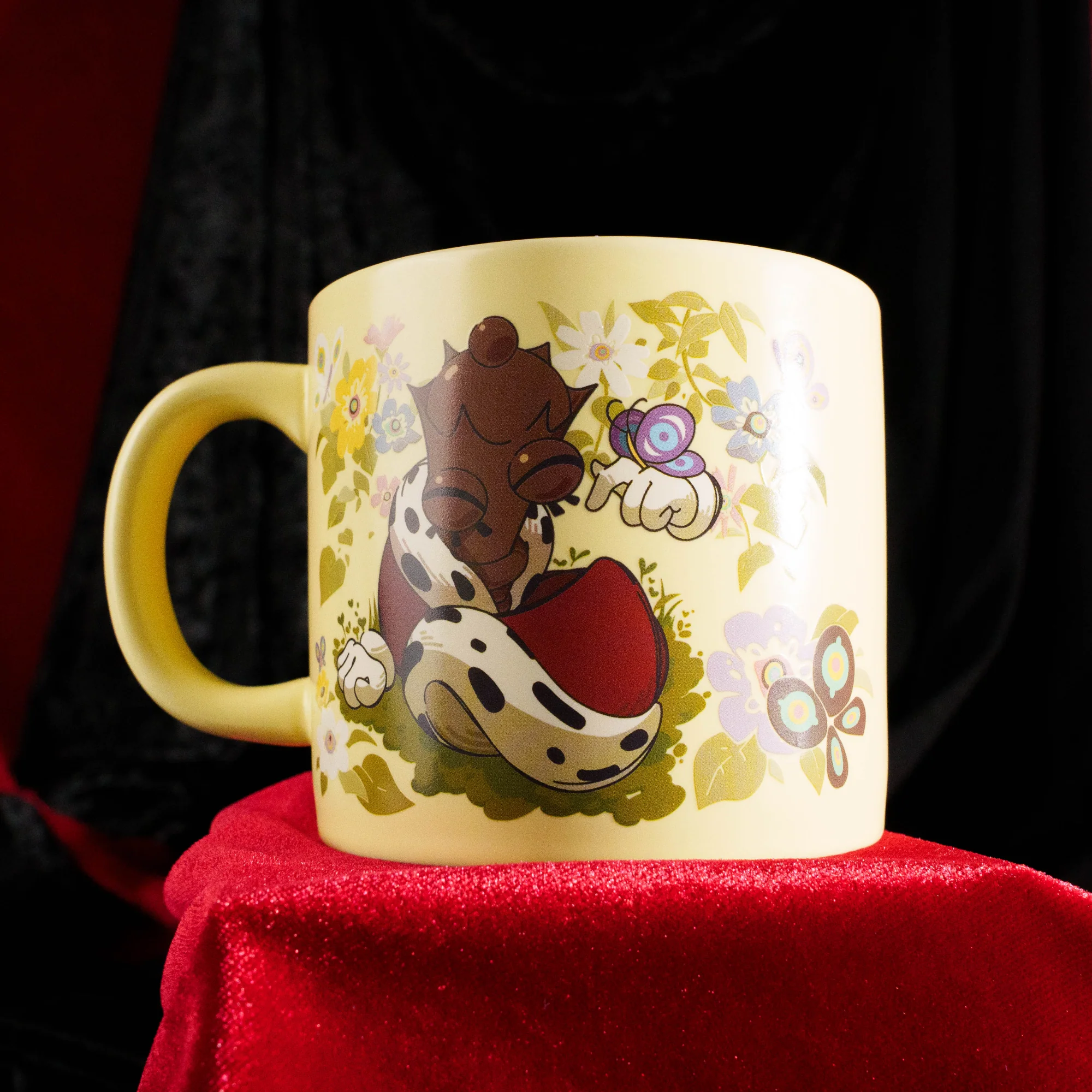 Queenie Heat Changing Mug - Image 4
